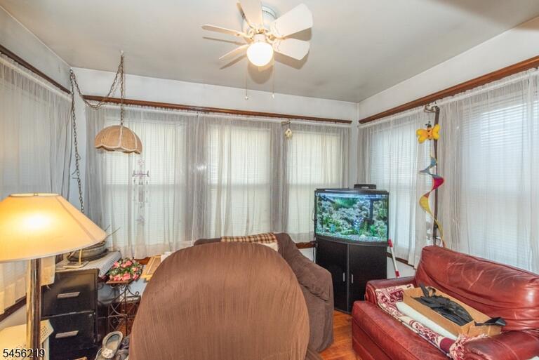 Property listing MLS 4048935 photo 11