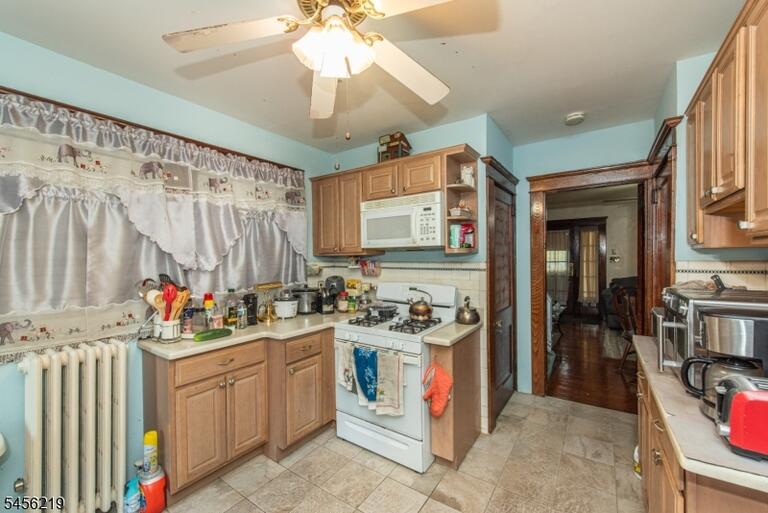 Property listing MLS 4048935 photo 15