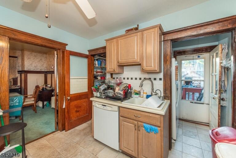 Property listing MLS 4048935 photo 16