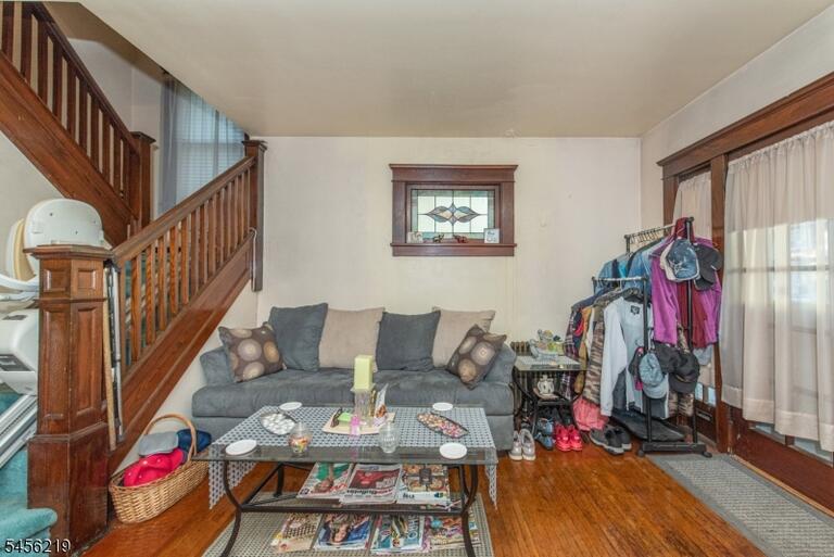 Property listing MLS 4048935 photo 8