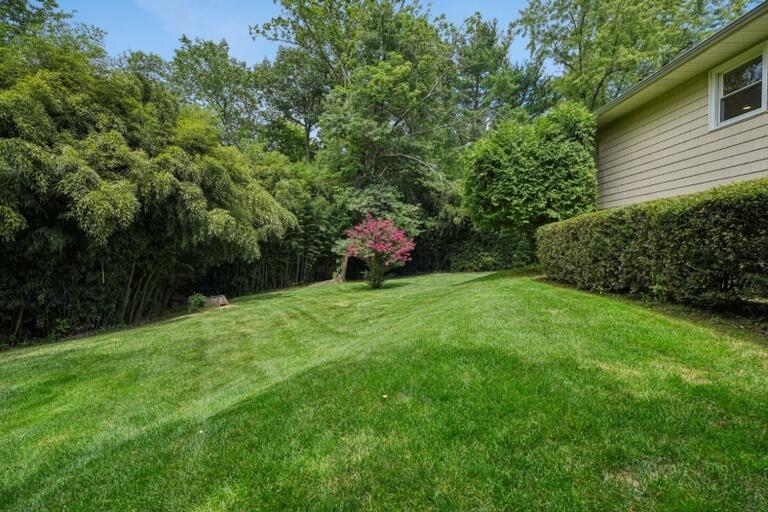 Property listing MLS 4048960 photo 28