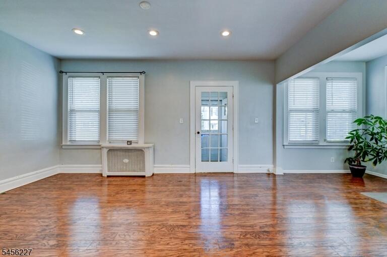 Property listing MLS 4048972 photo 11