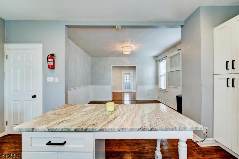 Property listing MLS 4048972 photo 22