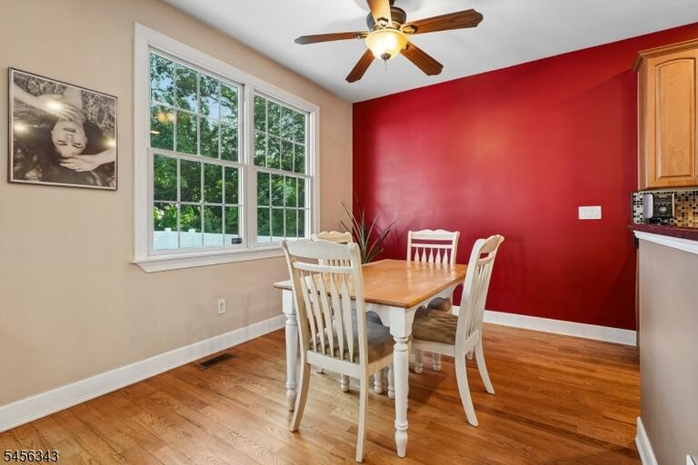 Property listing MLS 4048988 photo 6