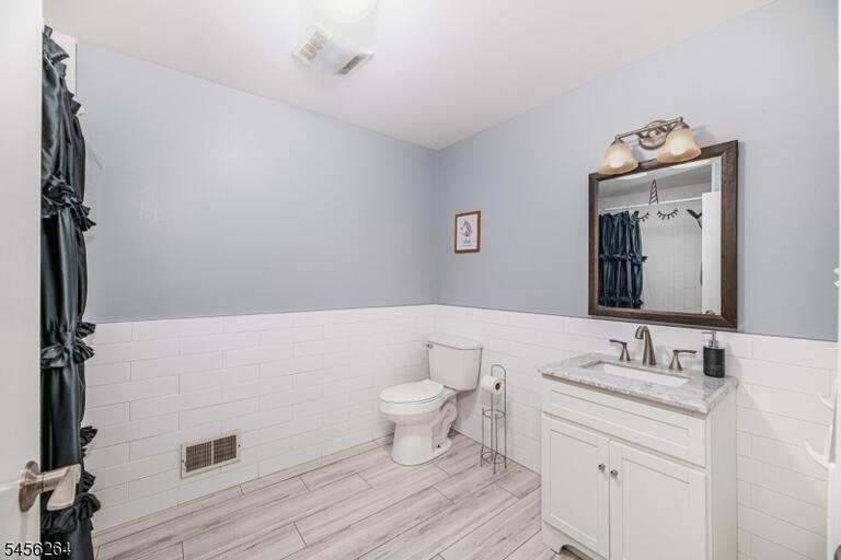 Property listing MLS 4049031 photo 33
