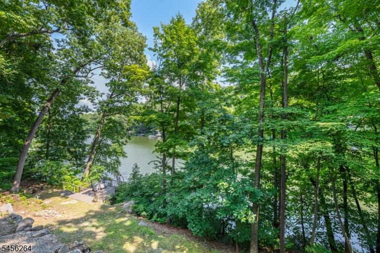 Property listing MLS 4049031 photo 36