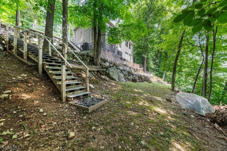 Property listing MLS 4049031 photo 42