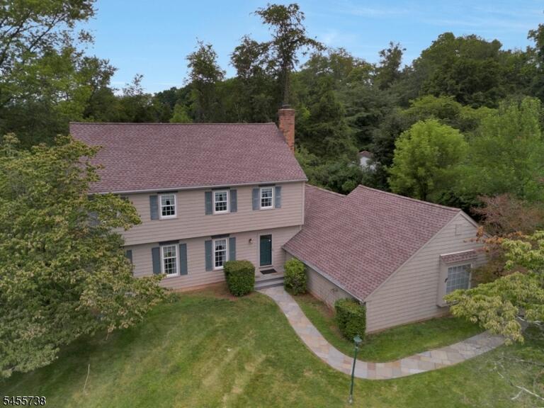 Property listing MLS 4049097 photo 3