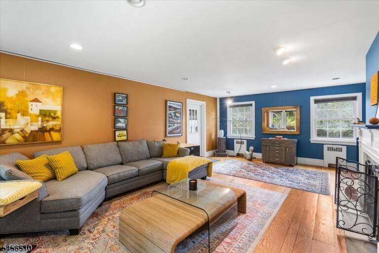 Property listing MLS 4049127 photo 17