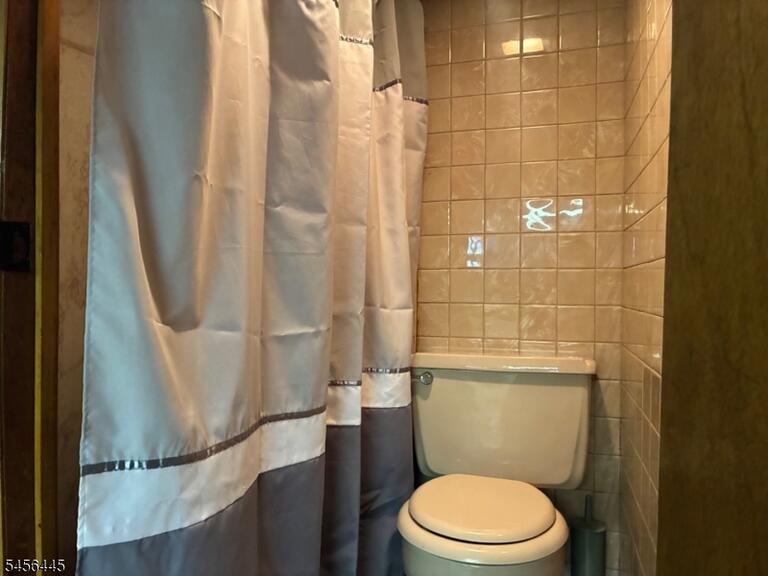 Property listing MLS 4049167 photo 37