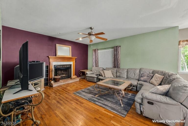 Property listing MLS 4049228 photo 12