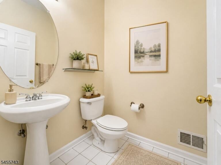 Property listing MLS 4049241 photo 15