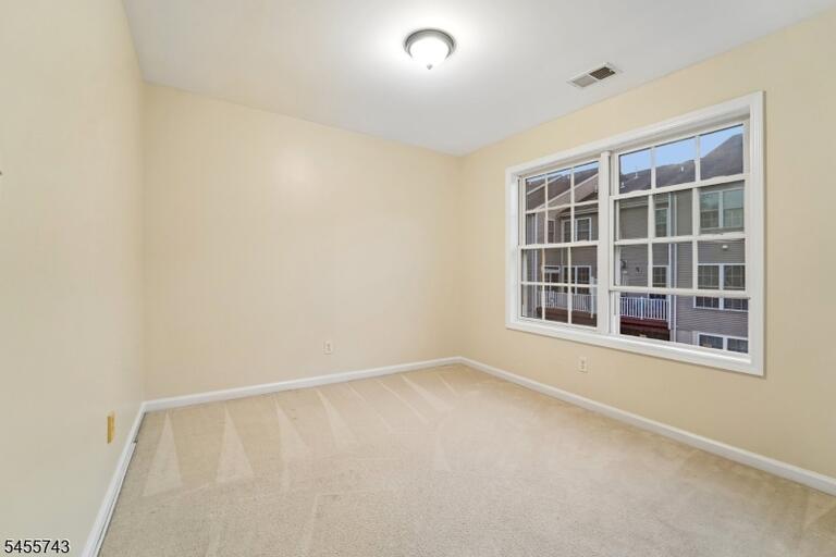Property listing MLS 4049241 photo 20