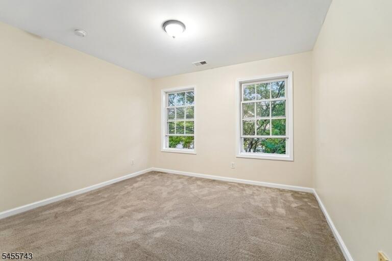 Property listing MLS 4049241 photo 27