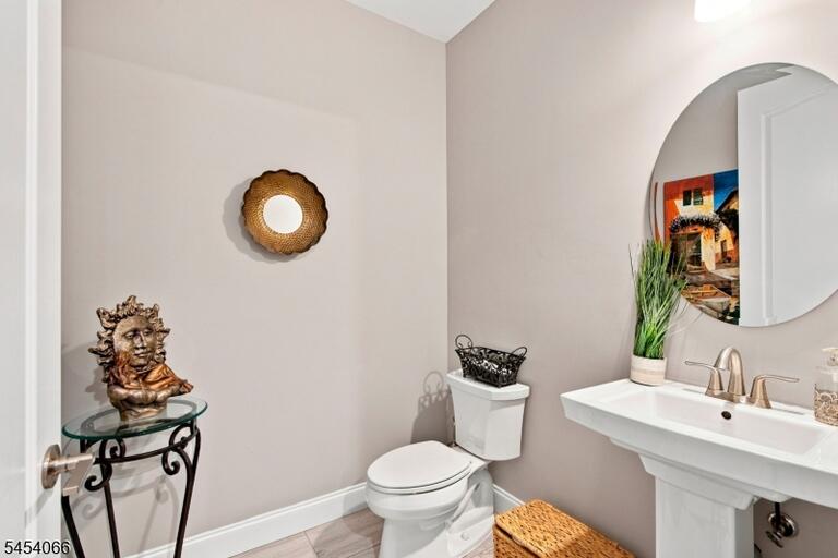 Property listing MLS 4049279 photo 11