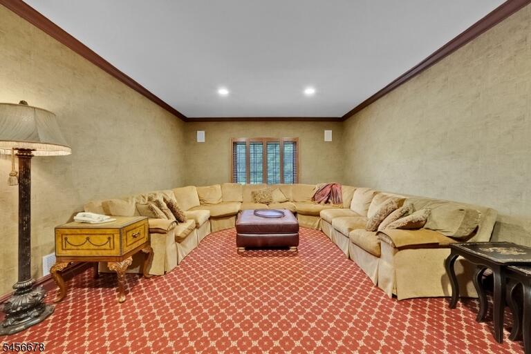 Property listing MLS 4049292 photo 19