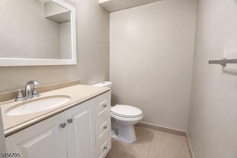 Property listing MLS 4049304 photo 32