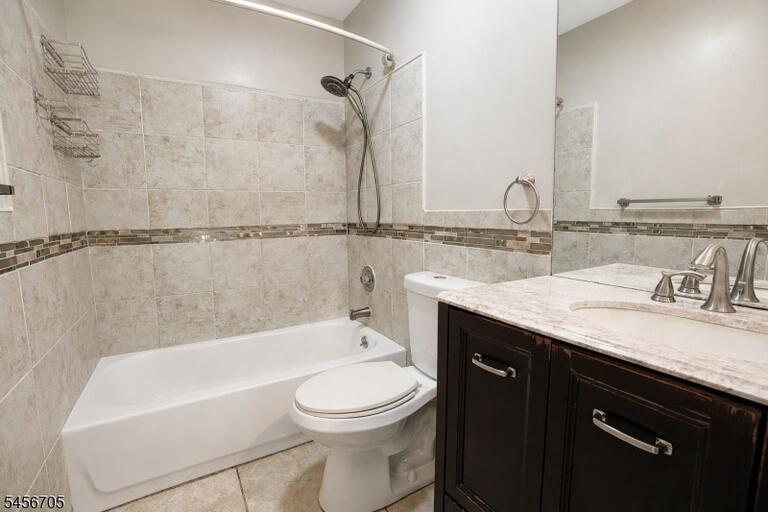Property listing MLS 4049304 photo 34