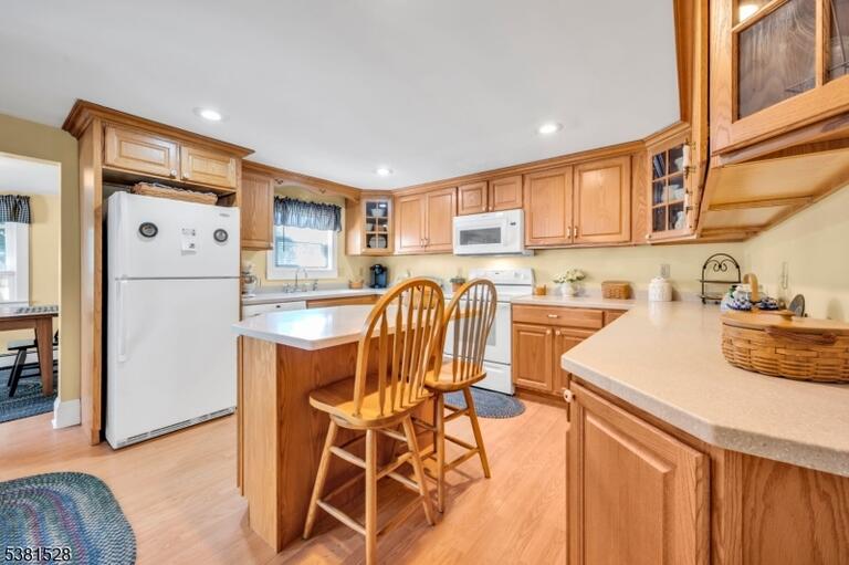 Property listing MLS 4049320 photo 6