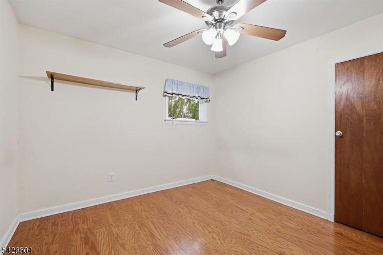 Property listing MLS 4049325 photo 26