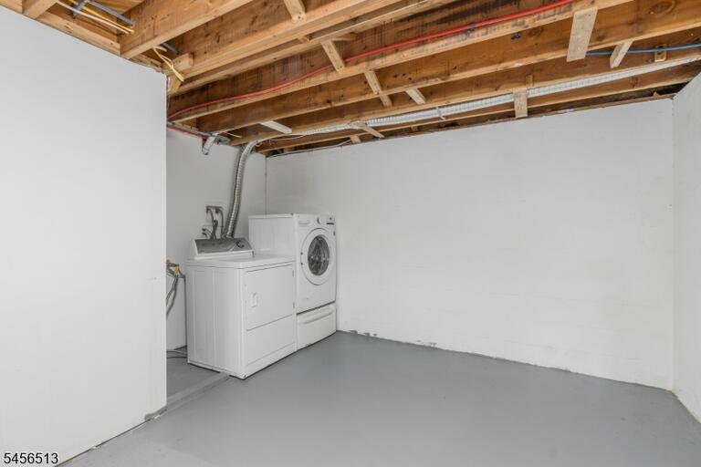 Property listing MLS 4049329 photo 27