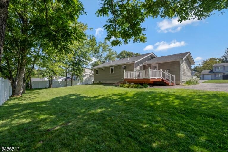 Property listing MLS 4049329 photo 33