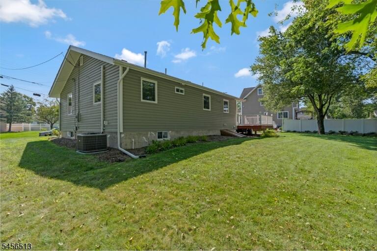 Property listing MLS 4049329 photo 35