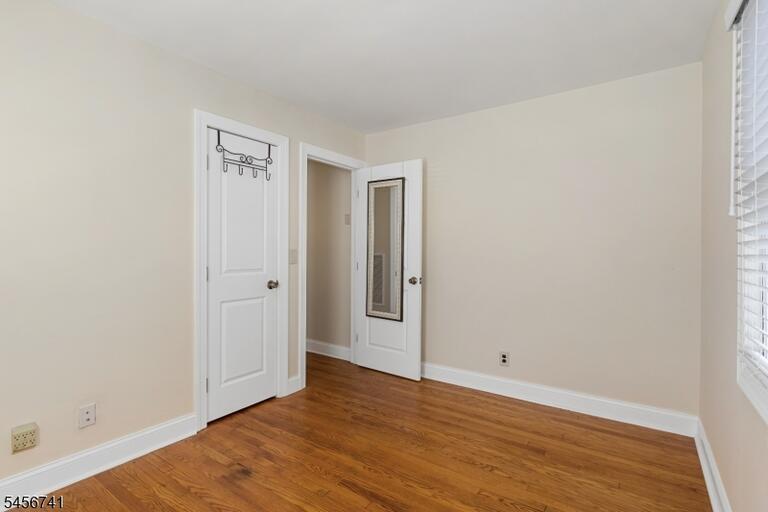 Property listing MLS 4049333 photo 23