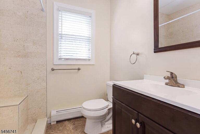 Property listing MLS 4049333 photo 25