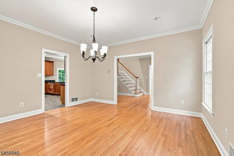 Property listing MLS 4049360 photo 13