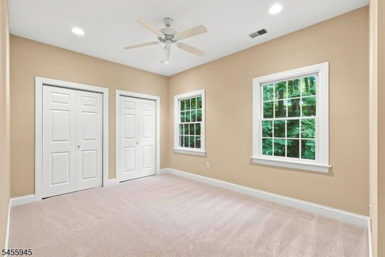 Property listing MLS 4049360 photo 17
