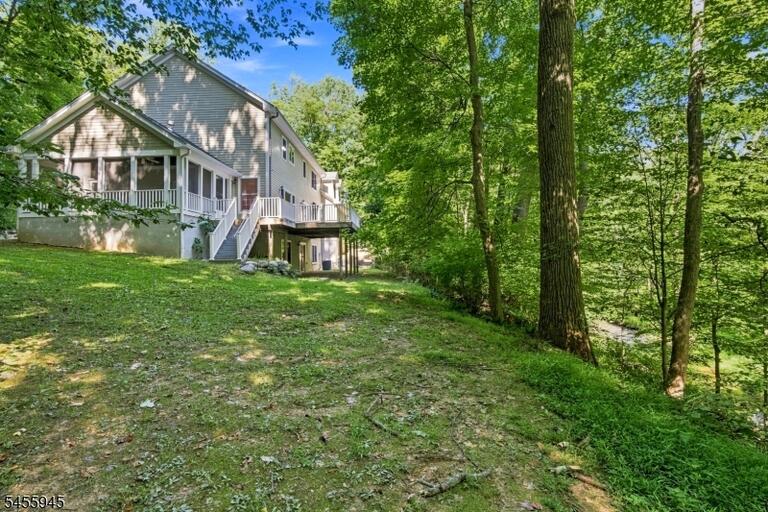 Property listing MLS 4049360 photo 31