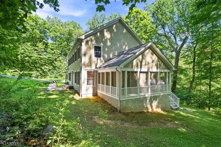 Property listing MLS 4049360 photo 32