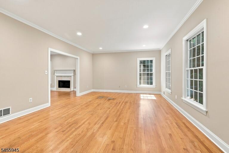 Property listing MLS 4049360 photo 6