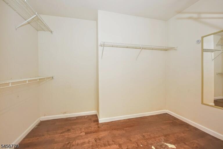 Property listing MLS 4049362 photo 18