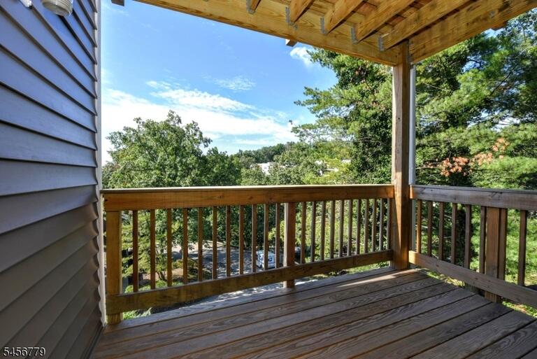 Property listing MLS 4049362 photo 21