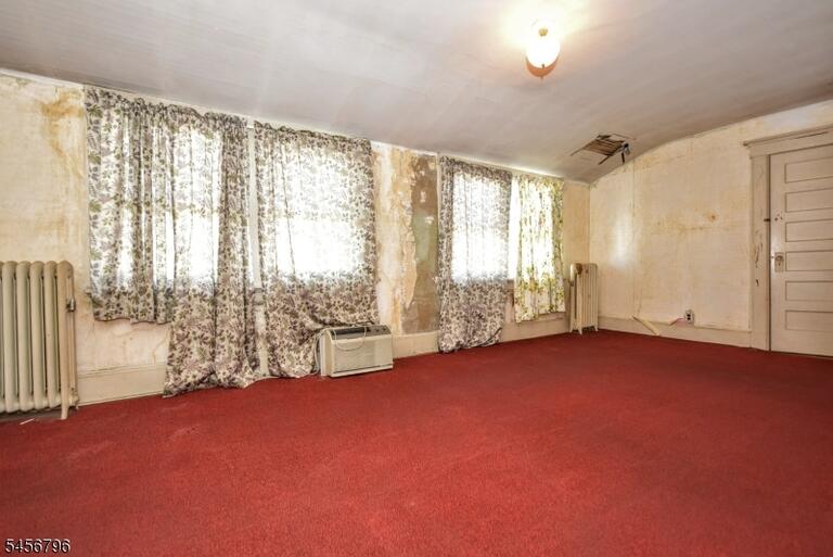 Property listing MLS 4049381 photo 17