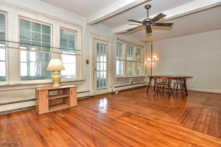 Property listing MLS 4049381 photo 6