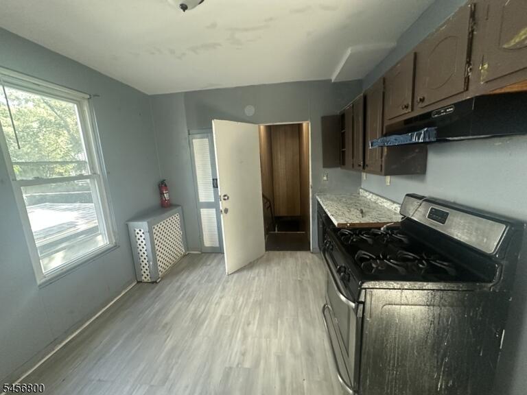 Property listing MLS 4049382 photo 3