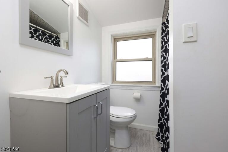 Property listing MLS 4049394 photo 15