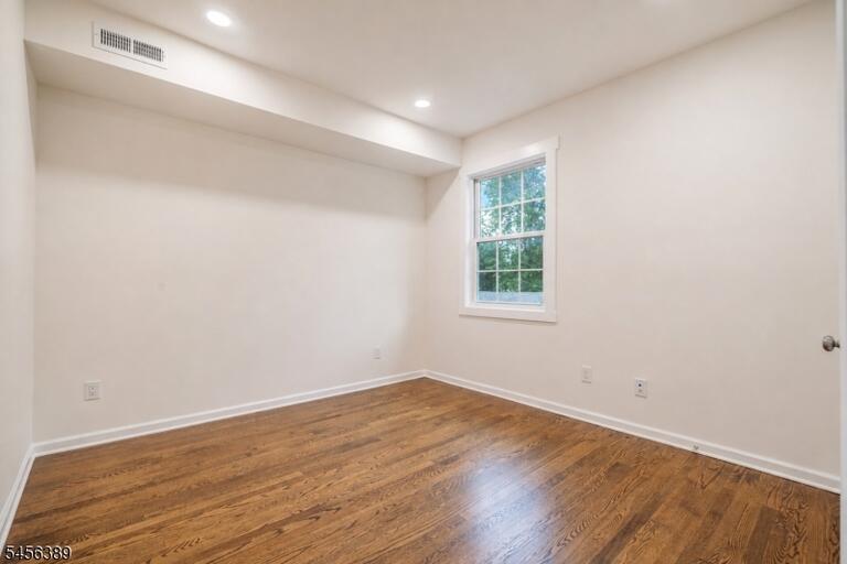 Property listing MLS 4049412 photo 25