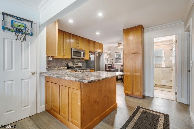 Property listing MLS 4049511 photo 4