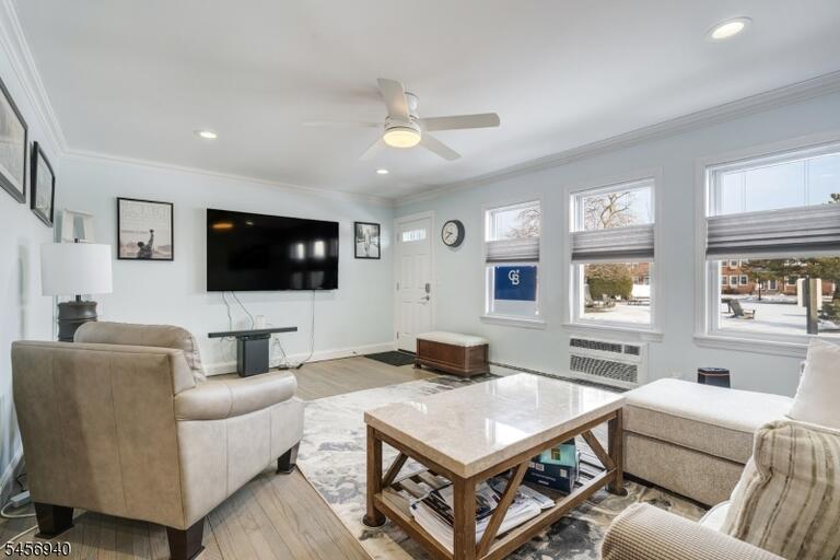Property listing MLS 4049511 photo 9