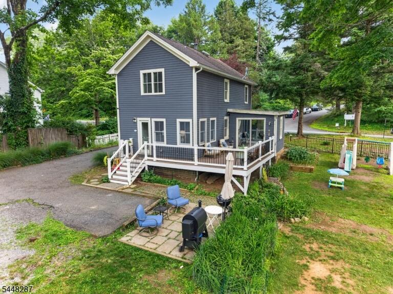 Property listing MLS 4049513 photo 28