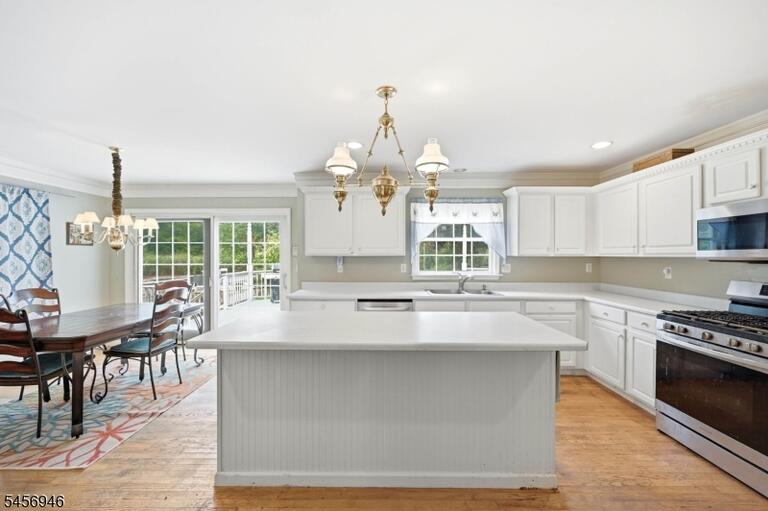 Property listing MLS 4049522 photo 18