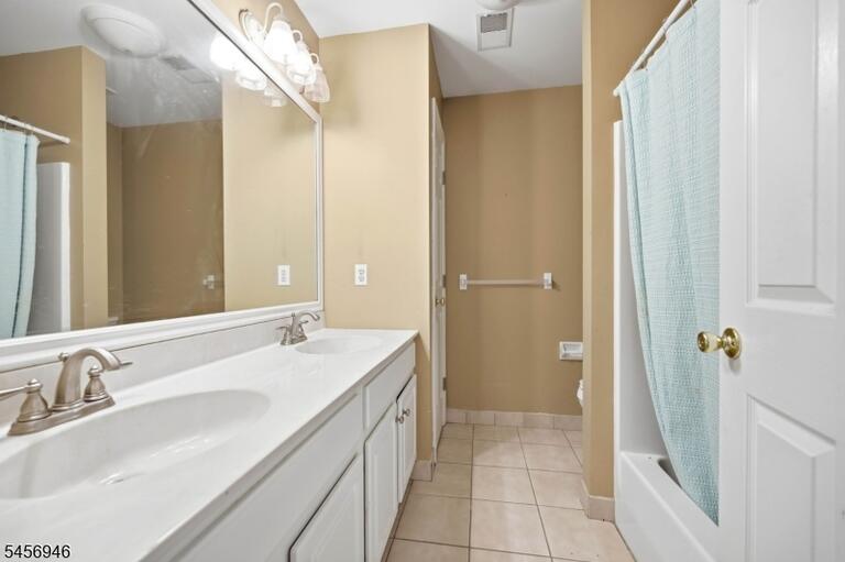 Property listing MLS 4049522 photo 27