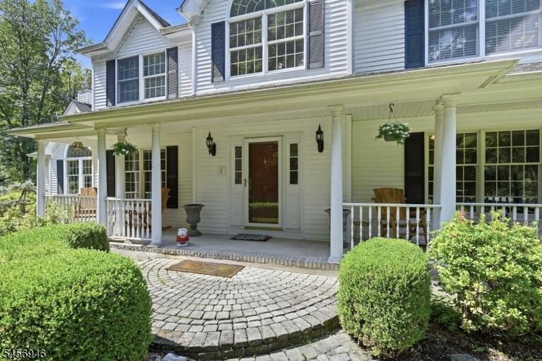 Property listing MLS 4049522 photo 5