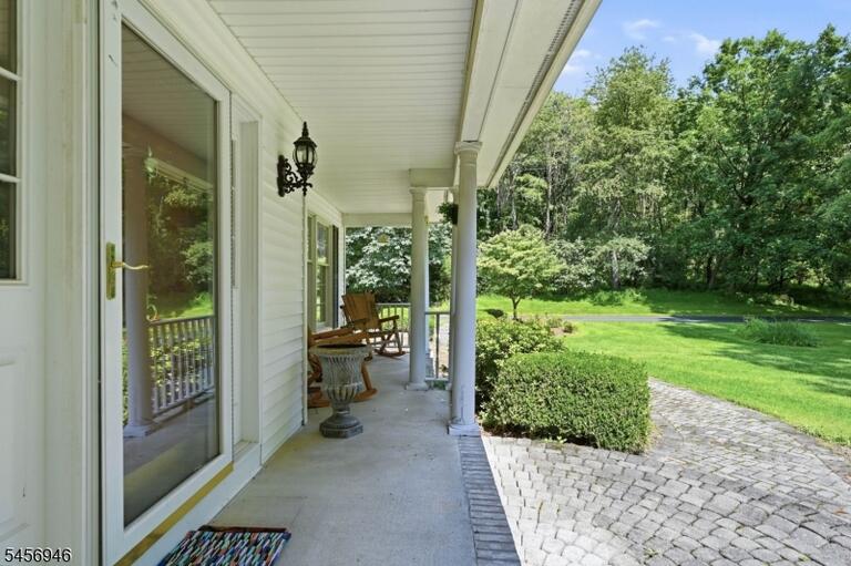 Property listing MLS 4049522 photo 6