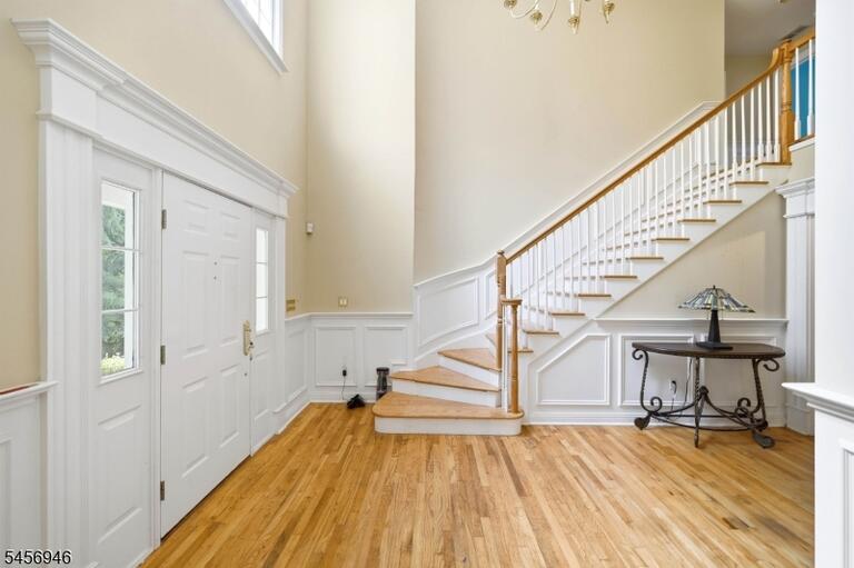 Property listing MLS 4049522 photo 8