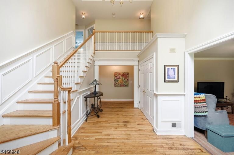 Property listing MLS 4049522 photo 9